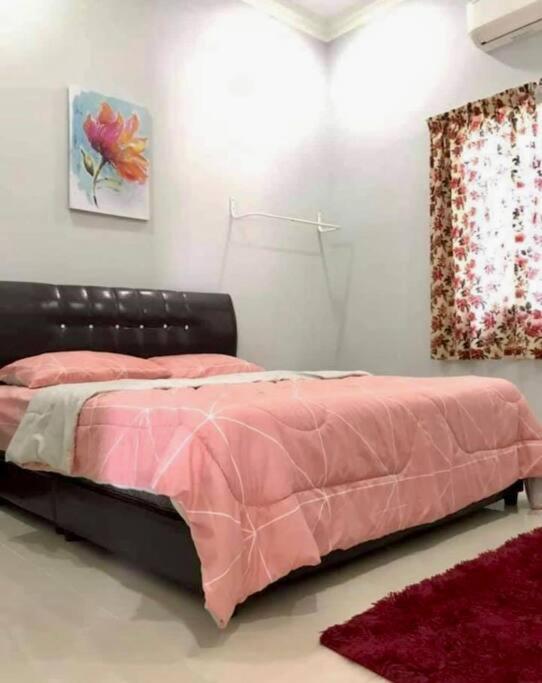 Kundang Villa @ Tasik Biru - 3 Bedrooms Bungalow Rawang Zewnętrze zdjęcie