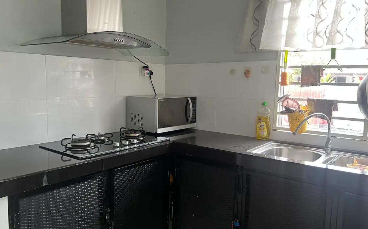 Kundang Villa @ Tasik Biru - 3 Bedrooms Bungalow Rawang Zewnętrze zdjęcie